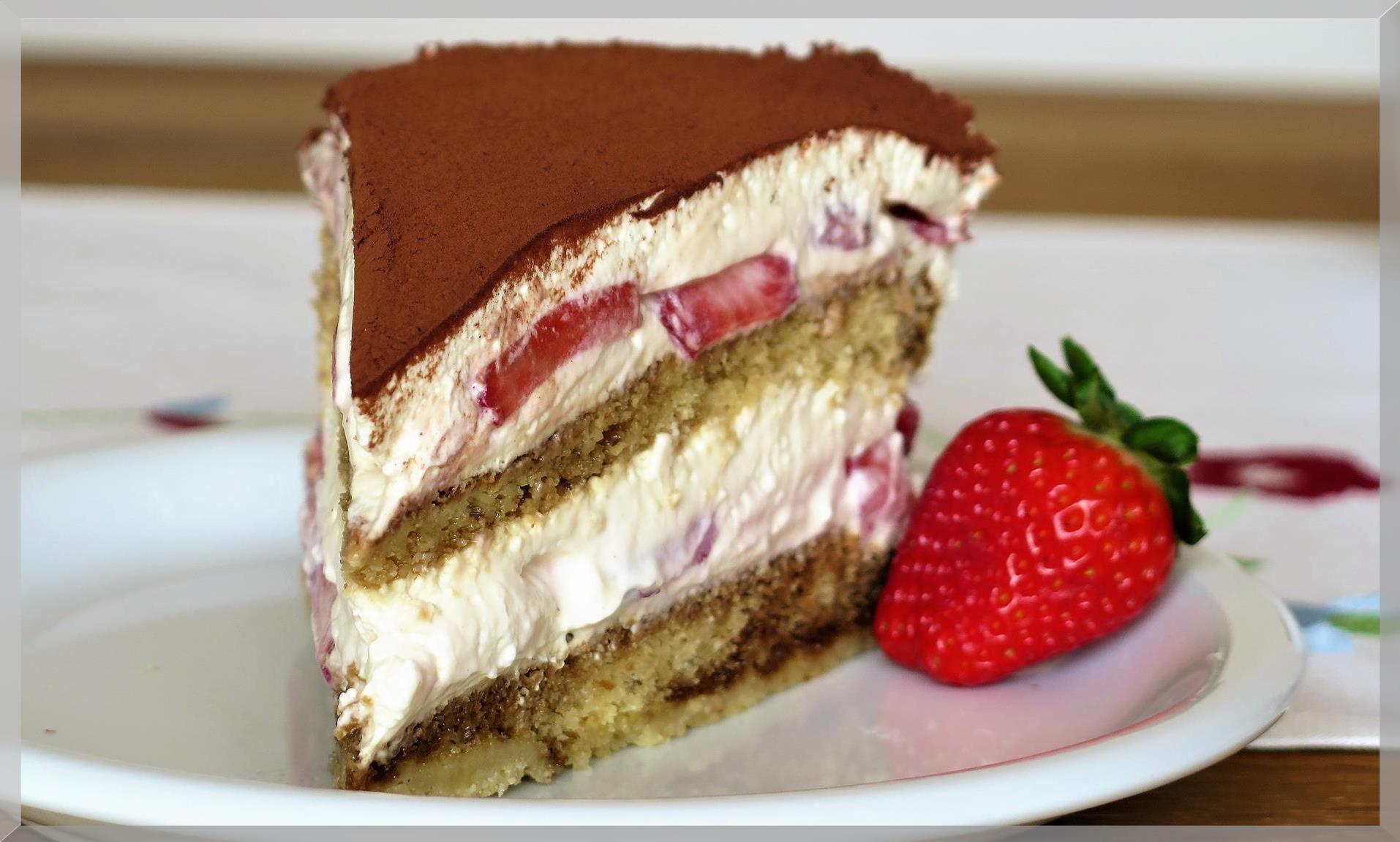Erdbeer-Tiramisu-Torte